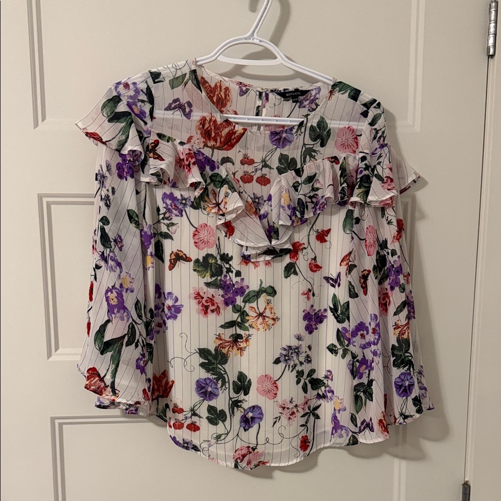 RW&CO. Floral Ruffle Blouse - White and Multicolor